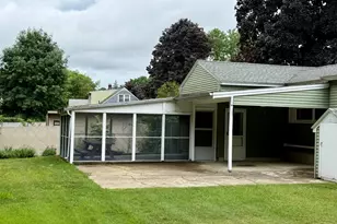 59 Pinedale St, Manchester, NH 03102 - Photo 6