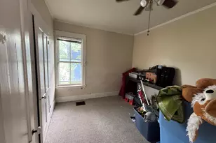 164 Pleasant St, Claremont, NH 03743 - Photo 10