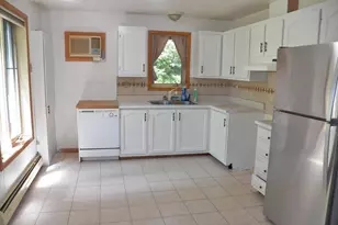 25 Woodlawn Ave, Hillsboro, NH 03244 - Photo 8