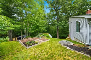 107 Hackett Hill Rd, Hooksett, NH 03106 - Photo 36