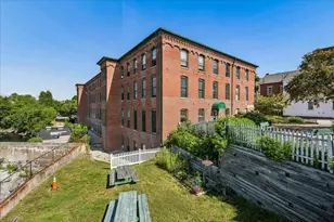 100 Main St, Pembroke, NH 03275 - Photo 30