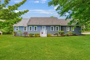 2 Sanborn Rd, Hampton Falls, NH 03844 - Photo 1