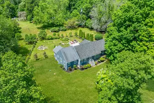 2 Sanborn Rd, Hampton Falls, NH 03844 - Photo 4