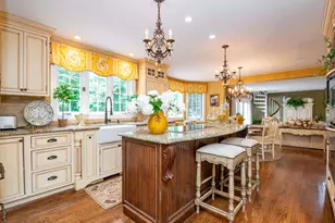 8 Coventry Ln, Derry, NH 03038 - Photo 8