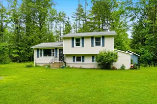 31 Emerald Ln, Hillsboro, NH 03244 - Photo 1