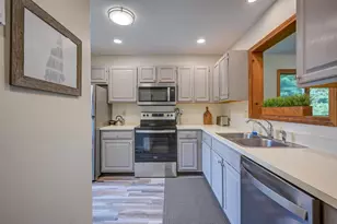 23 Northbrook Cir, Conway, NH 03860 - Photo 6