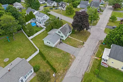 87 Broadway Avenue, Manchester, NH 03104 - Photo 6