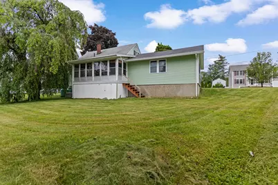 87 Broadway Avenue, Manchester, NH 03104 - Photo 4