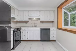 20 Redfield Cir, Derry, NH 03038 - Photo 18