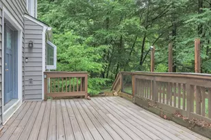 20 Redfield Cir, Derry, NH 03038 - Photo 6