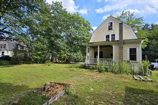 43 Woodland St, Claremont, NH 03743 - Photo 1