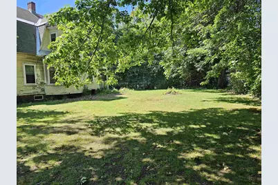 43 Woodland Street, Claremont, NH 03743 - Photo 4