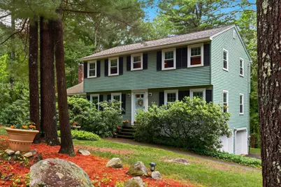9 King Edward Drive, Londonderry, NH 03053 - Photo 2