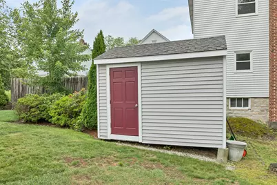 175 Rhode Island Avenue, Manchester, NH 03104 - Photo 8