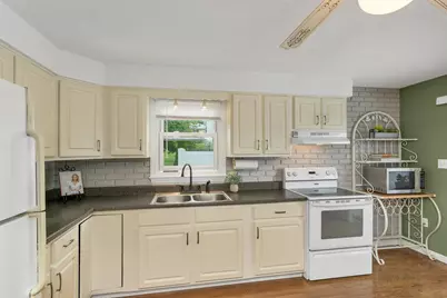 175 Rhode Island Avenue, Manchester, NH 03104 - Photo 12
