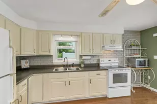 175 Rhode Island Ave, Manchester, NH 03104 - Photo 12