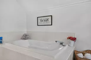 7 Cheshire Ct, Londonderry, NH 03053 - Photo 28