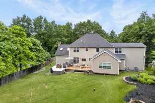 7 Cheshire Ct, Londonderry, NH 03053 - Photo 44