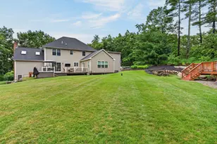 7 Cheshire Ct, Londonderry, NH 03053 - Photo 52