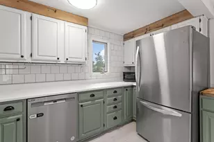 111 Manchester St, Nashua, NH 03064 - Photo 10