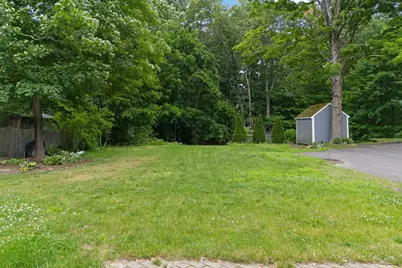 111 Manchester Street, Nashua, NH 03064 - Photo 4