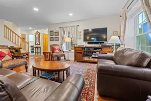 62 Pullman Ln, Hartford, VT 05001 - Photo 4