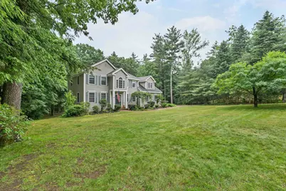 55 Dunlap Drive, Bedford, NH 03110 - Photo 4