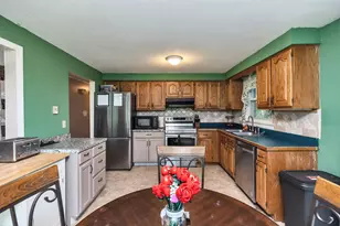 34 Caye Ln, Manchester, NH 03103 - Photo 20