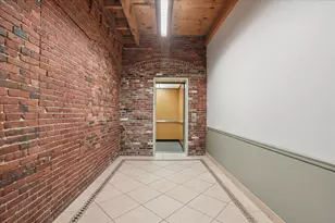 335 Cypress St, Manchester, NH 03103 - Photo 40