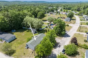 174 Spruce Dr, Farmington, NH 03836 - Photo 2