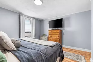 60 Crescent St, Laconia, NH 03246 - Photo 12