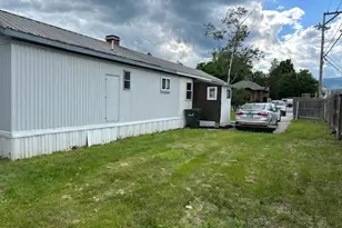 1 Dublin St, Gorham, NH 03581 - Photo 4