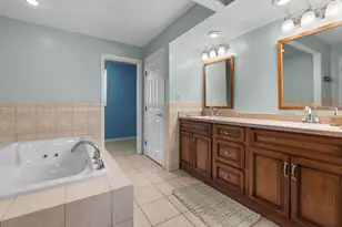 11 Wood Hill Dr, Auburn, NH 03032 - Photo 28