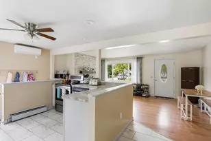 254 Greeley St, Manchester, NH 03102 - Photo 8