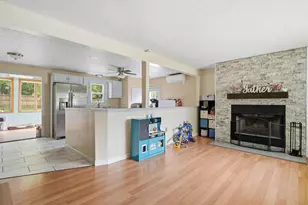 254 Greeley St, Manchester, NH 03102 - Photo 6