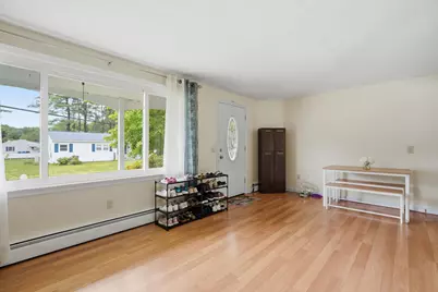 254 Greeley Street, Manchester, NH 03102 - Photo 4