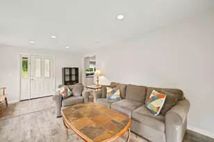 306 Phillip St, Manchester, NH 03102 - Photo 20