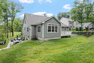 5 Hamilton Ct, Bow, NH 03304 - Photo 4