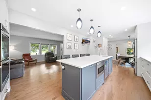 11 Hammar Rd, Nashua, NH 03062 - Photo 8