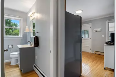 493 Laurel Street, Manchester, NH 03103 - Photo 12