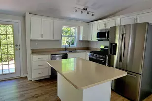 16 Magnolia Ln, Belmont, NH 03220 - Photo 10