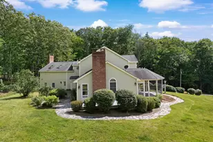 101 Mansion Rd, Dunbarton, NH 03046 - Photo 10