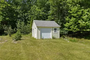 101 Mansion Rd, Dunbarton, NH 03046 - Photo 8