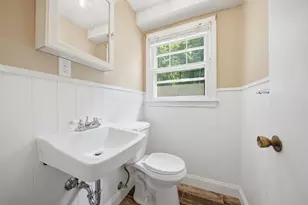 9 Midridge Cir, Londonderry, NH 03053 - Photo 16