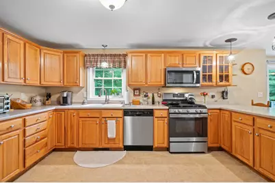 25 Melba Drive, Hudson, NH 03051 - Photo 6