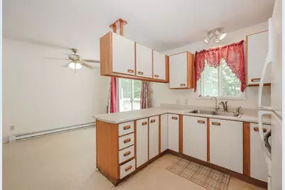 60 Farmer Road, Hooksett, NH 03016 - Photo 12
