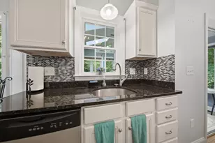 54 River Bend Way, Manchester, NH 03103 - Photo 8