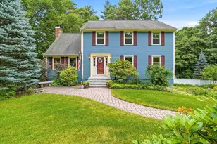 22 Erik St, Merrimack, NH 03054 - Photo 2