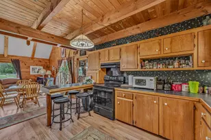 2054 Whitefield Rd, Bethlehem, NH 03574 - Photo 16