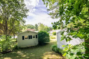42 Gooseberry Cir, Rochester, NH 03867 - Photo 4